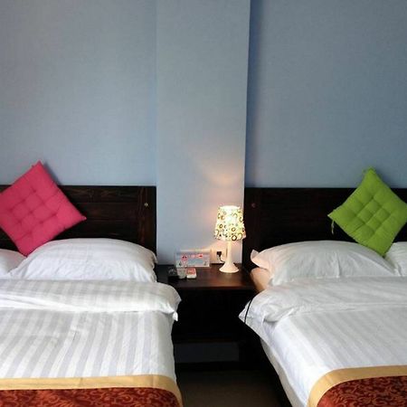 Xiang Zuo Zou Hostel Shenzhen Buitenkant foto