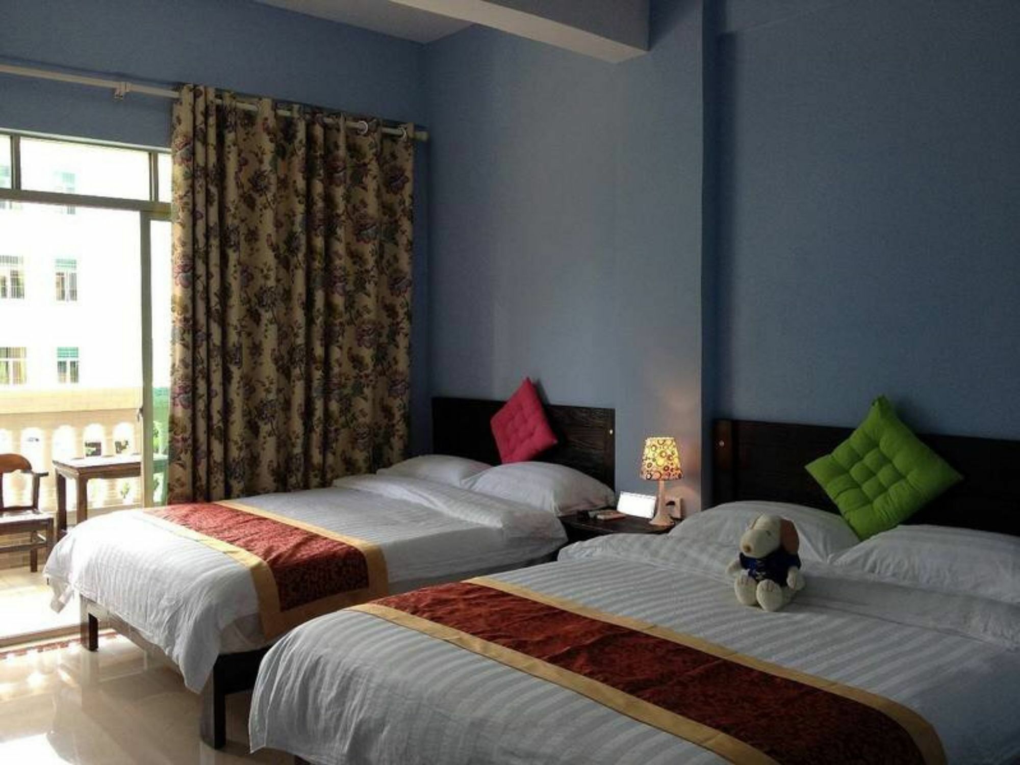 Xiang Zuo Zou Hostel Shenzhen Buitenkant foto